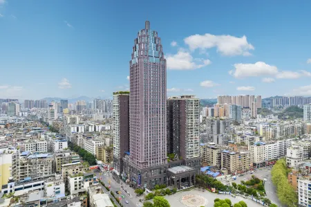 Royal View Hotel Отели рядом с достопримечательностью «Zunyi Ocean World»