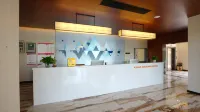 Yuejia · Kanas Scholarly Hotel (Xinfeng‑Ganzhou Station Branch) - 3-Star