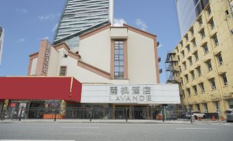 Lavande Hotel (Zhuhai Gongbei Port Plaza Light Rail Terminal Store)