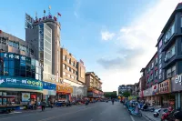 European Light Luxury Hotel (Jinxiu Taiping Ancient City) - 주차장