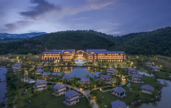 LANDISON RETREAT YUANXIANG Hotels near Oriental Plum Garden