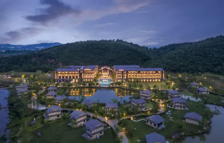 LANDISON RETREAT YUANXIANG