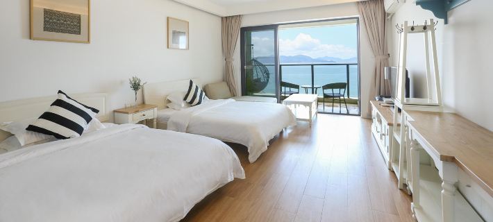 Tupai Seaview Apartment Hotels in Yangxi