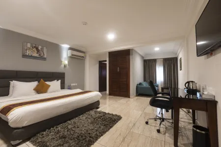 Airport View Hotel Отели рядом с Аэропорт Котока