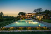 Xingu Guesthouse Hotels in Liyang