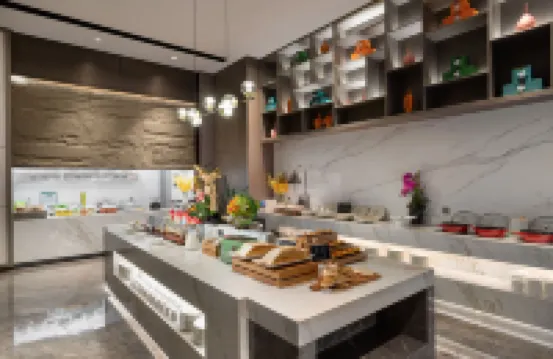 長沙亞士多蔚景溫德姆酒店（高鐵南站雨花區政府地鐵站店）