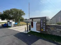 Surabaya Longwan Academy