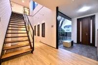 BRUCE HOUSE Hotels in Kaizuka