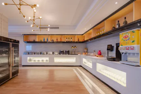 Kyriad Hotel (Dongguan Nancheng International Trade Center) Отели рядом с достопримечательностью «Ying'en Gate Tower»