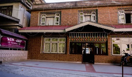 Hotel Kun-Dau Residency