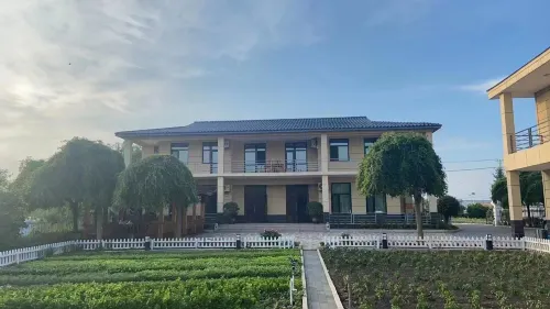 鏡泊湖釜山農園民宿