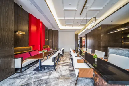 Grand&Hotel Отели рядом с достопримечательностью «Shipuzhen»