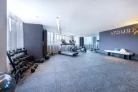 南寧青秀東葛路地鐵站亞朵X飯店