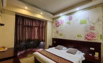 Gongyi Xinxin Express Hotel