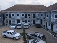 Ekulu Apartments - Parkplatz