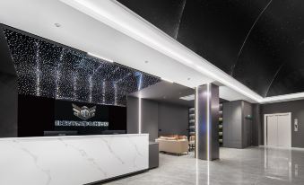 Northern Lights Intelligent E-sports Hotel