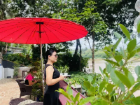 อนิสา เมโคง ริเวอร์ไซด์ วิลลา