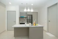 Cozy Skyline Retreat at Trion KL, Level 63