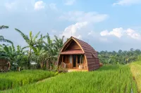 TwoSpaces Living at DeRos Resort & Cafe, Bogor Hotel a Ciawi