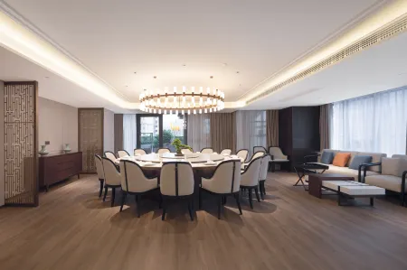 Maison New Century Hotel Yutiancheng Xinyu Отели в г. Синьюй