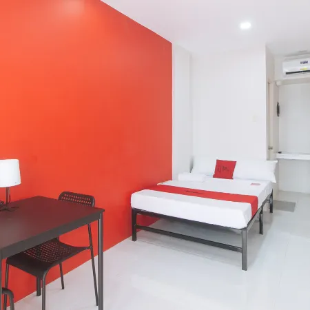RedDoorz @ Aerial Hotel Los Baños