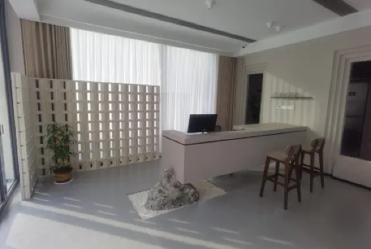 The Green Hill Hotel Отели рядом с достопримечательностью «Tianlongjiupu»