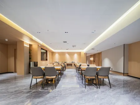 Meitu Zhike Hotel (Xi'an Tangdu Hospital Textile City Subway Station Branch) Отели рядом с достопримечательностью «Xi'an Consulate Area»