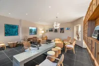 Dali Erwan Homestay (Erhai Ecological Corridor Store)