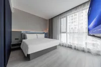 Zhuhai Xiangzhou Mingzhu Railway Station Light Hotel Hotels in Zhuhai