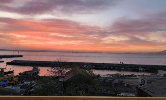 Qingdao · Haihuaixiaxiang · Ocean-View Parent-Child Scenic Vacation Artistic Homestay