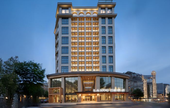 LANOU Hotel (Huangshi Yingbin Avenue Huahu Railway Station)