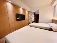 財富大廈民宿