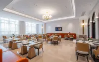 Vienna International Hotel (Guangxing Avenue East, Xinjing Plaza Store) - พร้อมอาหารเช้า