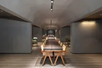 愛度酒店（烏蘭布統景區店） - 5星級
