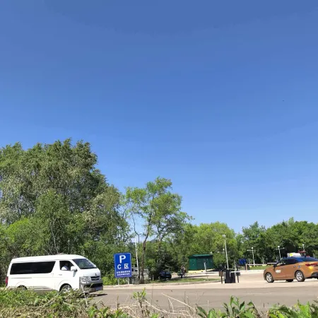 Linqiao Riverside Homestay