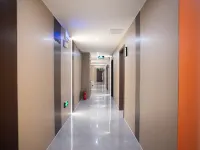 ZONE E-Sports Hotel - 2-Star
