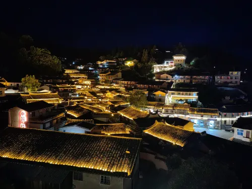 Guifeng Sanmu Retreat - غرفة مطلة على الجبل