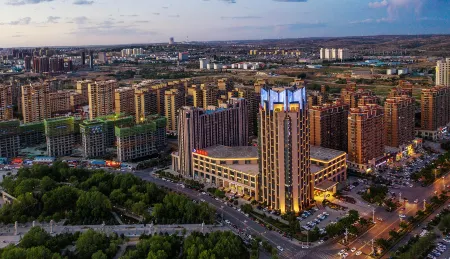 Yongchang International Hotel Отели рядом с достопримечательностью «Daixing Temple»