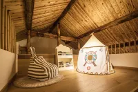 Daijiashan No.8 Hostel