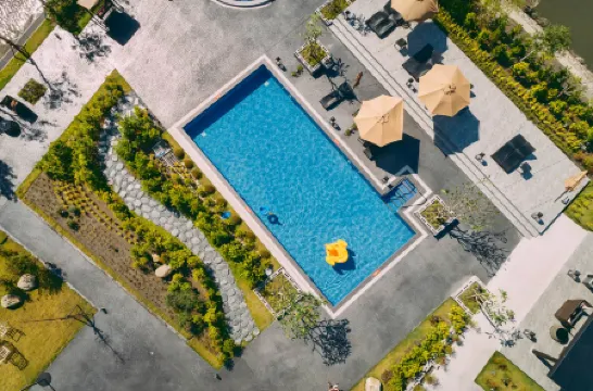 Tsang Kuo Resort Отели рядом с достопримечательностью «National Center for Traditional Arts»