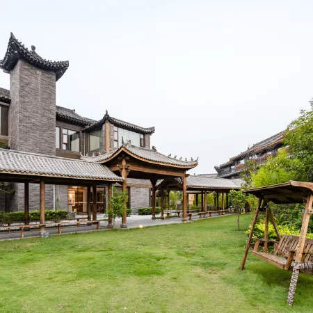 Kaifeng Qingming Shangheyuan Haitang Flower Hotel