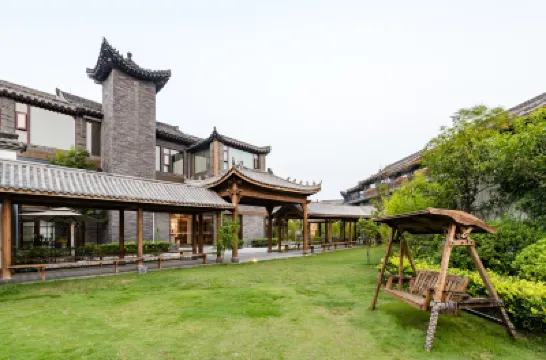 Kaifeng Qingming Shangheyuan Haitang Flower Hotel Hotel di 