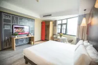 Ibis Hotel (Zhoukou Wenchang Wanda Plaza)