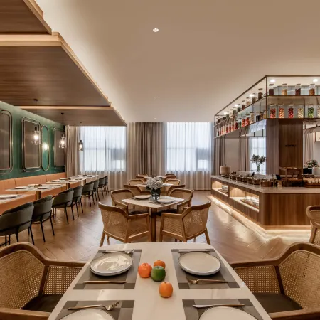 Orange Hotel (Heze Wanda Plaza store)