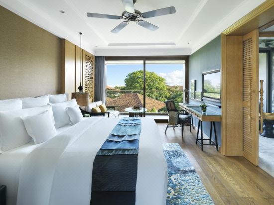 Hotel Indigo Bali Seminyak Beach An Ihg Hotel Bali Updated 2021 Price Reviews Trip Com