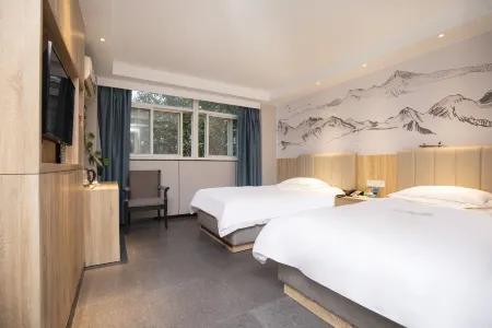 Qingmu Hotel (Nanjing Zhujiang Road Floating Bridge Subway Station) Отели рядом с достопримечательностью «Nanjing Presidential Palace»