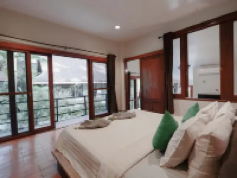 SriLanta Resort and Spa (Recently Renovated) ランタ島のホテル