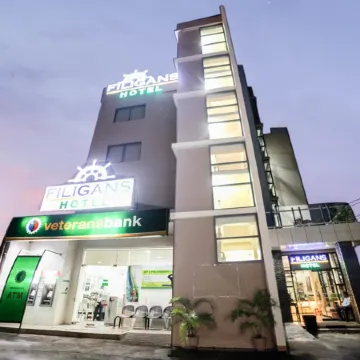 RedDoorz Plus near Rizal Junction