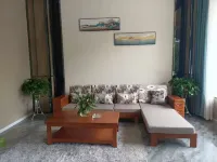 Lanping Huihong Hotel