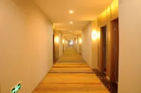 Jiazhou Sunshine Hotel (Nanchong Gaoping)